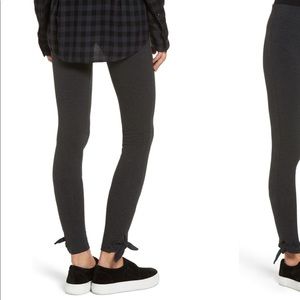 Leggings with tie bottom